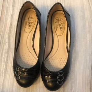 Life Stride Soft System Low Heel slip ons size 6.5